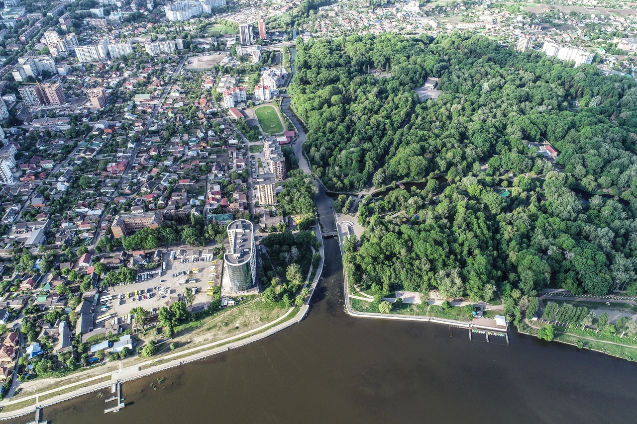 Хмельницький парк Чекмана: повний гід по зеленій перлині міста