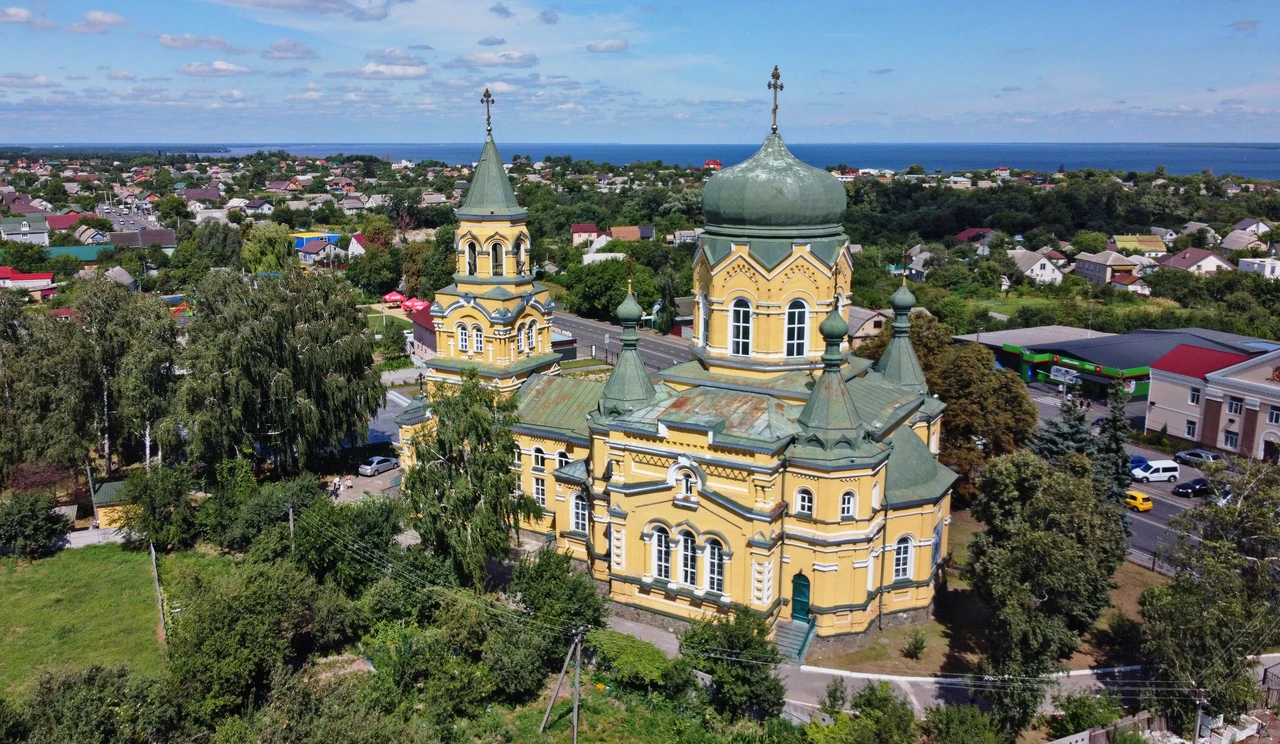 Нові Петрівці: між Межигір’ям, Дніпром і Києвом