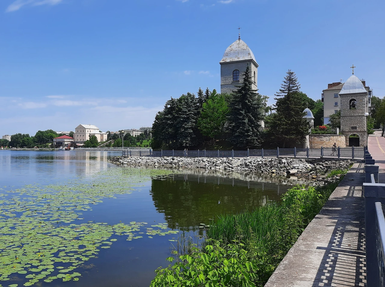 Тернопіль що подивитися: повний гід по найкращих місцях 2026