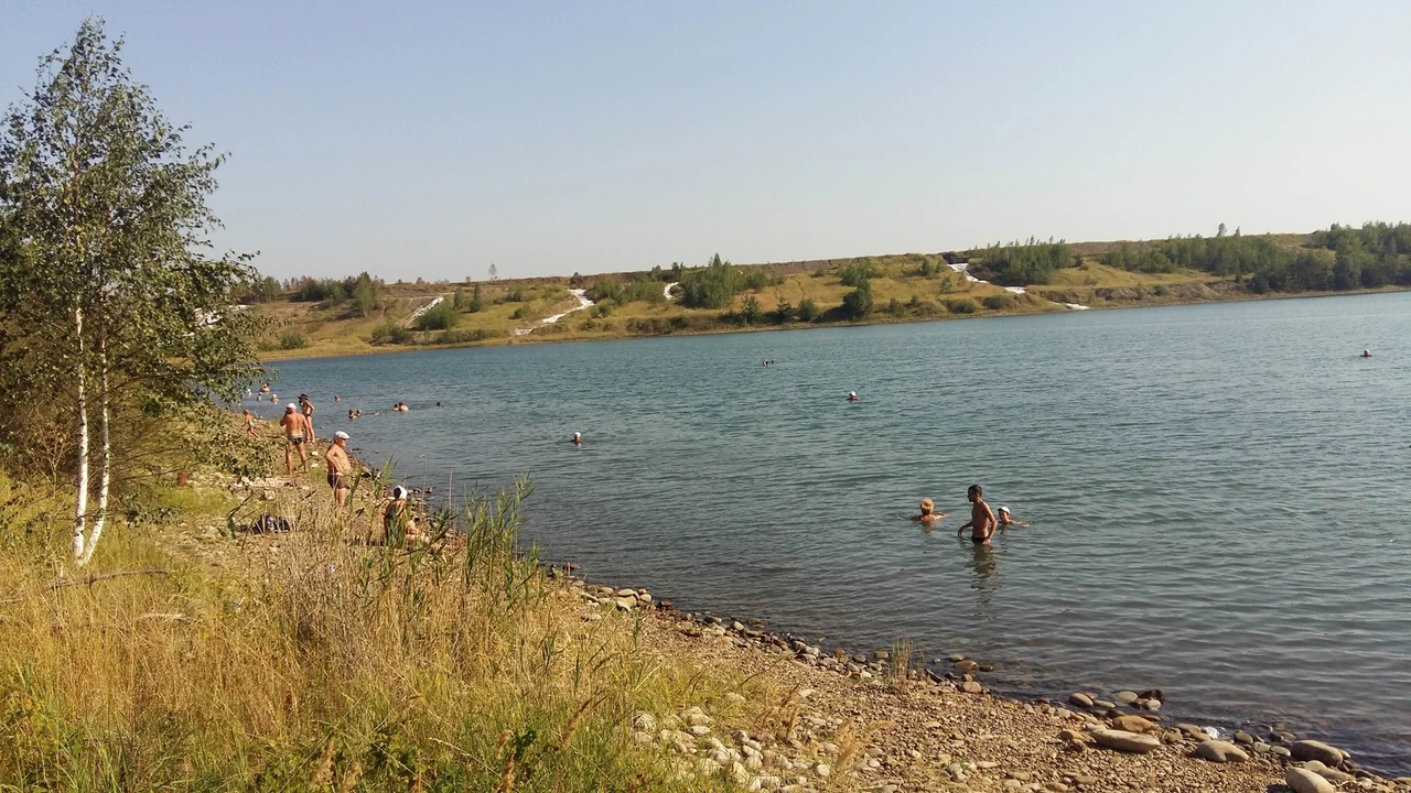 Солоне озеро Калуш: де купатися, а де лише дивитися